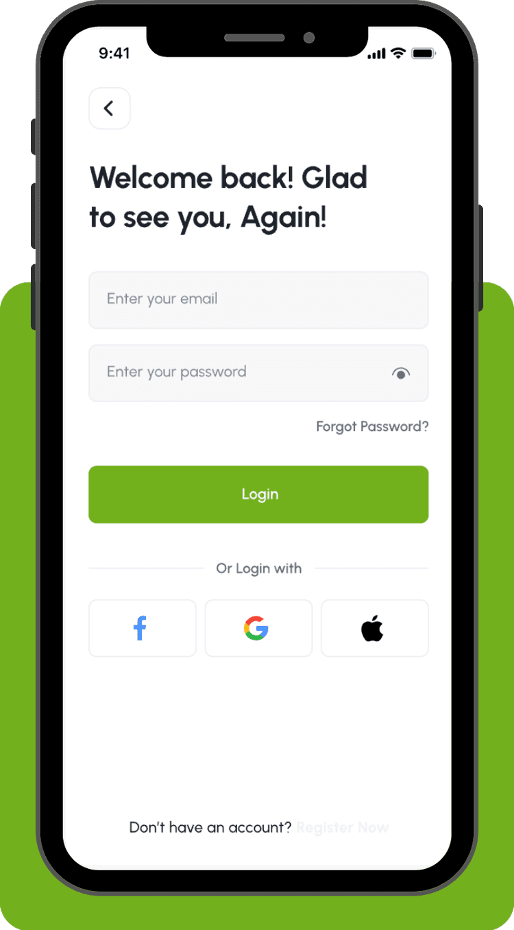 Diyetisyen elinde akıllı telefon ile planlama yapıyor